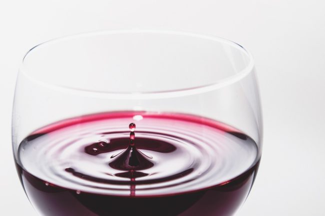 wine-933236_1920